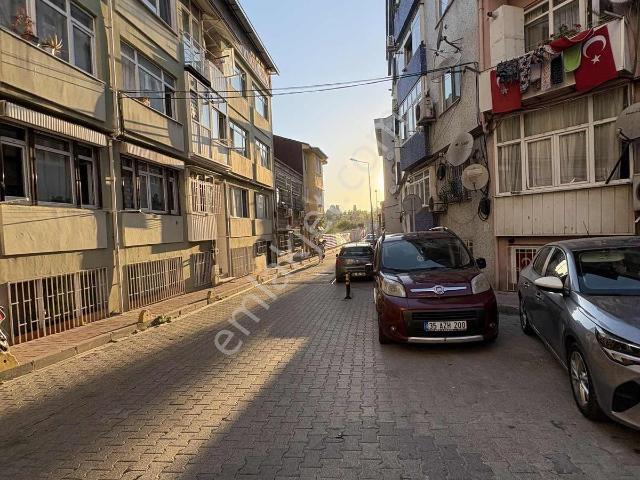 Mevlanakapıda Satılık 2+1 Bodrum Kat