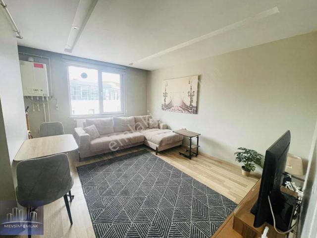 Mevsim Emlaktan Kiralık 1+1 Ayrı Mutfaklı Eşyalı Lüks Daire