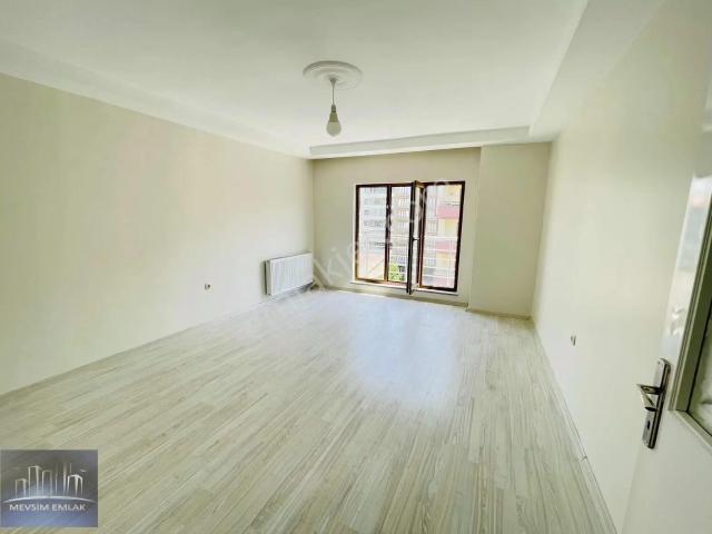 Mevsim Emlaktan Kiralık 3+1 Daire