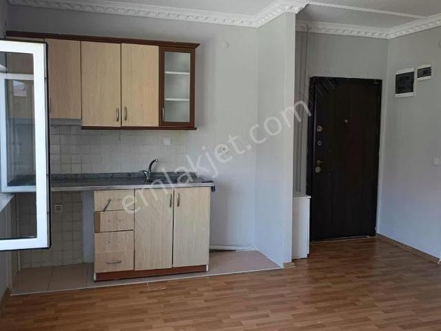 Mevsim Emlaktan Van Kevenli Tokide Satılık 1+1 Daire