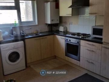Mewburn, Peterborough PE3, 3 bed terraced house to rent, £1,000 pcm | PrimeLocation
