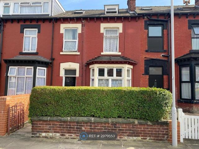 Mexborough Avenue, Leeds LS7, 1 bed flat to rent, £675 pcm | PrimeLocation