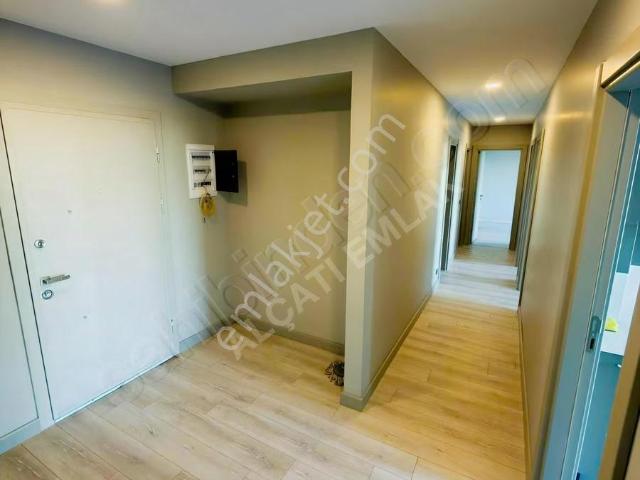 Meydan Ardıçlı Sitesi Kiralık 3.5+1 Sıfır Daire