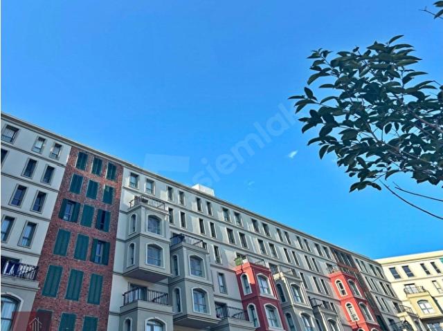 MEYDAN ARDIÇLIDA SIFIR, BALKONLU 1+1 KİRALIK DAİRE !