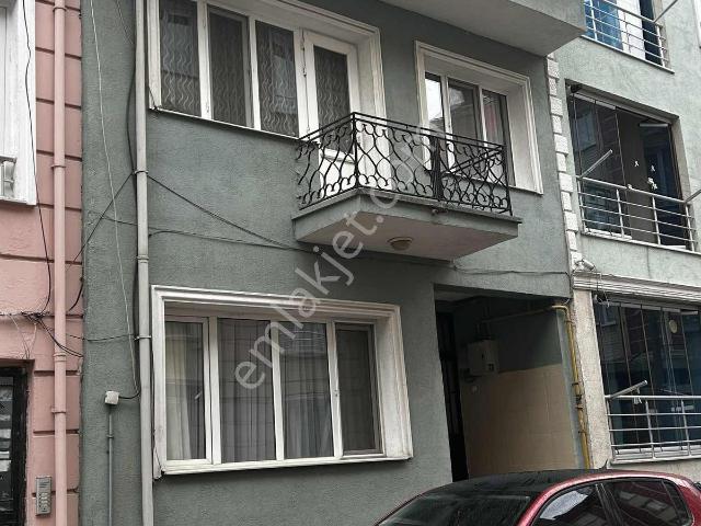 Meydan Da İçi Yapılı 2 Kat Müstakil