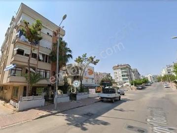 Meydan Kavağında Satılık 1+1 Doğalgazlı Giriş Kat Daire