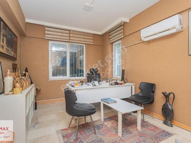Meydan Kavağı'nda Satılık 160m2 Depolu Daire