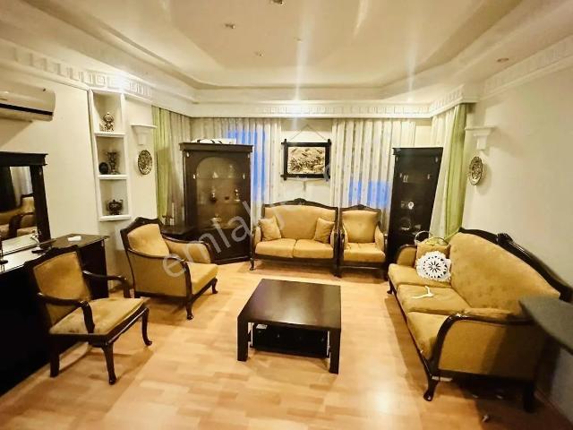 Meydan Kavağı Site İçinde Eşyalı Kiralık 3+1