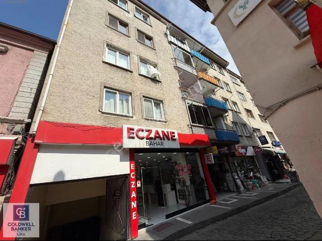 Meydan'a Yürüme Mesafesinde İçi Yenilenmiş Satılık Daire
