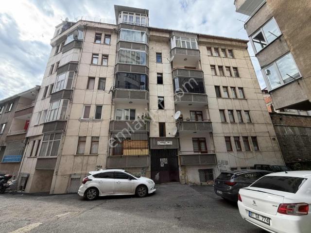 Meydan'a Yürüme Mesafesinde Satılık 3+1 Masrafsız Daire