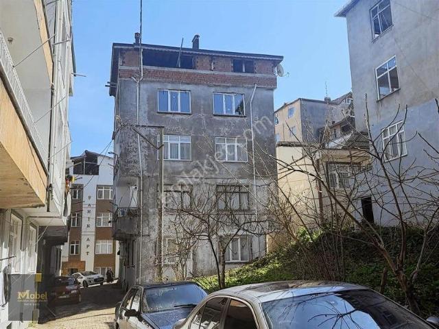 Meydana 2 Dk.%50 Si Bitmiş Ayrı Girşli Ayrı Tapulu Karkas Dublex