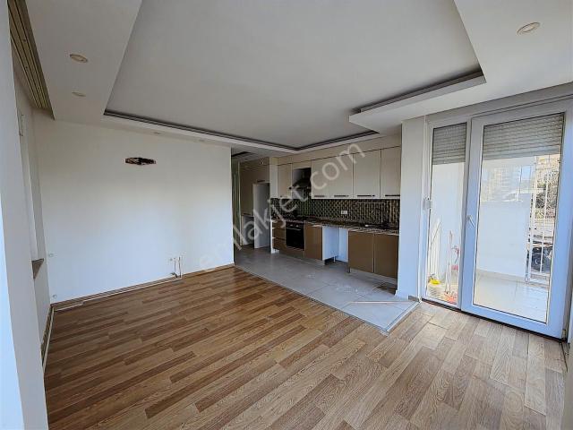 Meydankavağı Mah. 1+1 Otoparklı Kiralık Daire