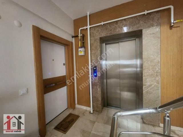 Meydankavağında 3+1 Katda Sıfır Ayarında Ebeveyn Banyolu Daire