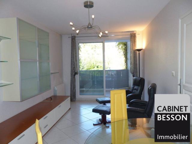 MEYLAN T2 MEUBLE 6 AV DU GRANIER