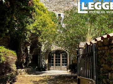Meyrannes Gard Maison de village en pierre en 3 niveaux