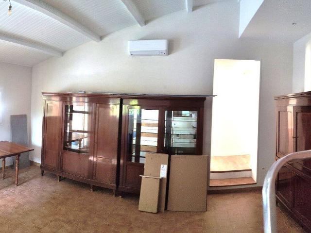 MEYREUIL VILLA T5 129,96m2 Loyer 2000€HC/mois