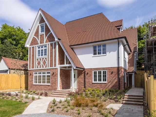 Meyrick Park Crescent, Bournemouth 3 bed semi detached house to rent £3,500 pcm £808 pw