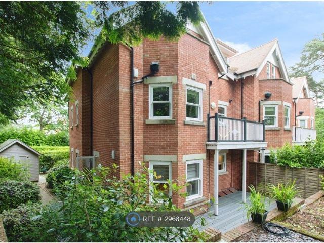 Meyrick Park Crescent, Bournemouth BH3, 2 bed flat to rent, £1,950 pcm | PrimeLocation