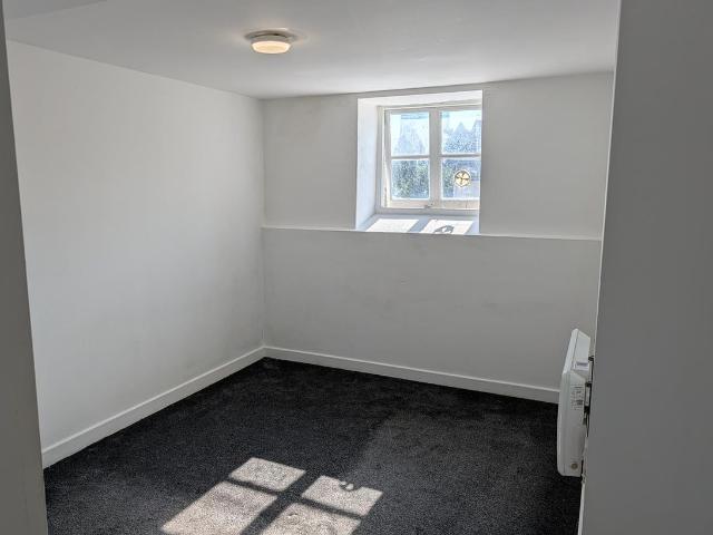 Meyrick Street, Pembroke Dock Plfm 27C SA72, 1 bed flat to rent, £550 pcm | PrimeLocation