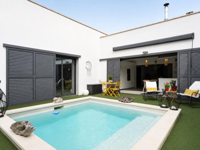 Meze Grande maison 5 Chambres au calme proche centre ville 245m² Mèze