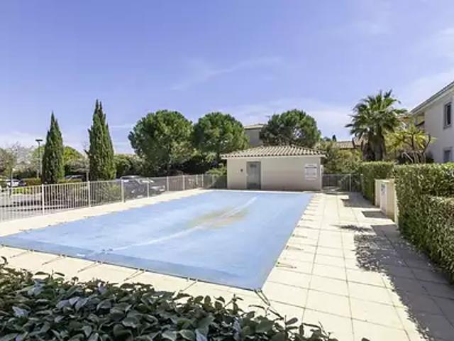 Mèze 34140 Achat / Vente appartement 2 pièces t2 au dernier étage parking