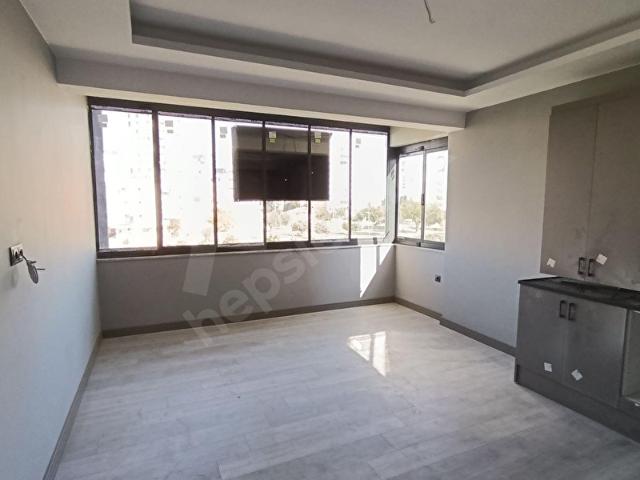 MEZİTLİ VİRAŞEHİR DE KOMBİLİ JENERATÖRLÜ LÜX GENİŞ 1+1 DAİRE