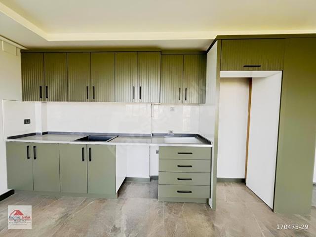 MEZİTLİ KUYULUKTA SIFIR EN GENİŞ 1+1 FERAH & MODERN DAİRE