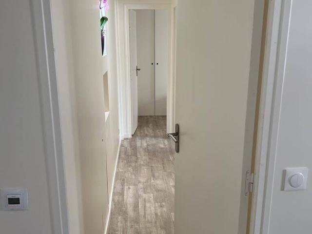 Mézières sur Seine – Appartement 3 pièces meublé – 2 cha