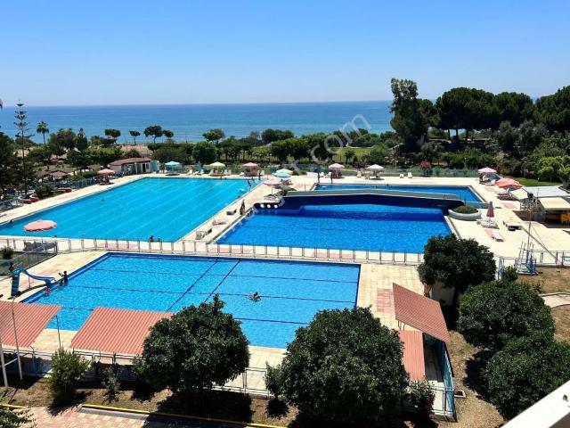 Mezitli Şoray 1 Sitesinde Yaz kış Oturuma Uygun Kiralık Daire