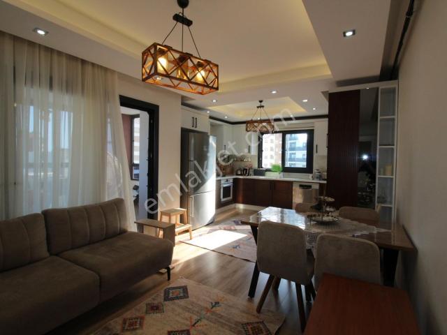 Mezitli Kiralık Aylık Ödemeli Havuzlu Doğalgazlı 4+1+çft.bny