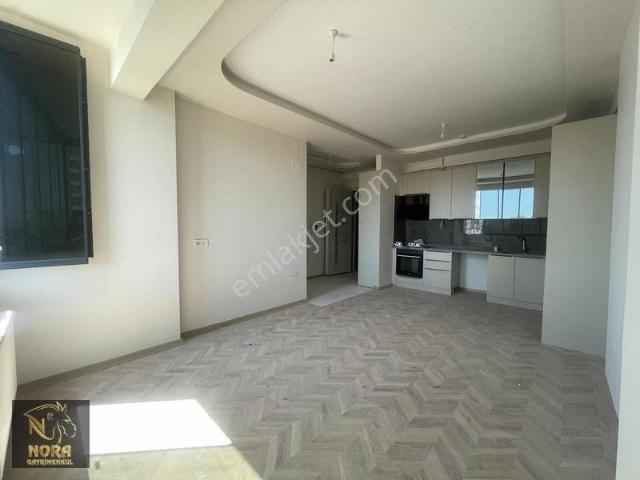 Mezitli Vatan Cad. Yedi Kardeşler Civarı 2+1