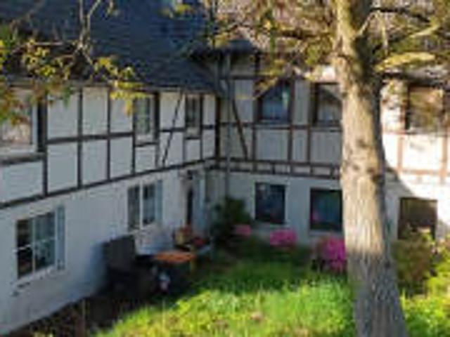 # MFH mit 8 Wohnungen, guter Rendite, neuer Heizung u. Photovoltaik Anlage #