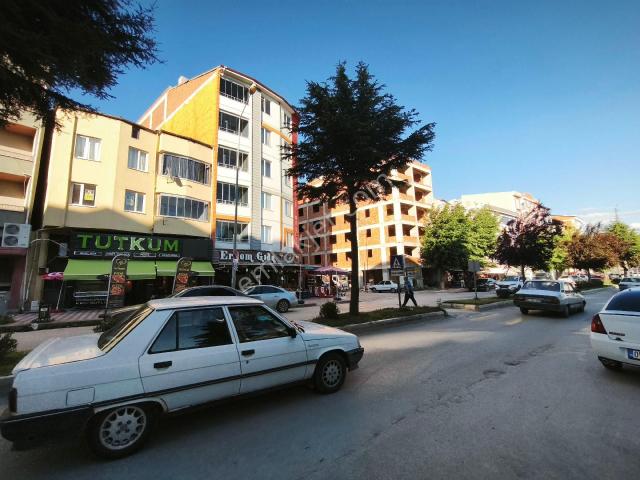 Mk Yapı Emlaktan Yeni Mahallede Kiralık 3+1 Daire
