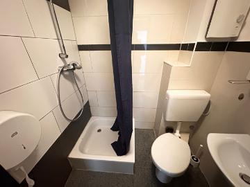 MK Apartments Bremen | Up to 7 Guests | Free Parking & WiFi, Bremen Amsterdam Apartments for Rent