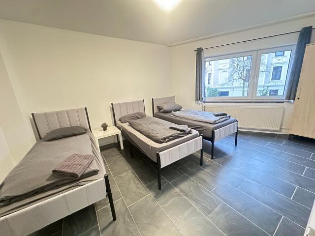MK Hostel Oyten, shared room 4 people, fitter room, holiday room, NEW OPENING, Bremen Amsterdam Apartments for Rent