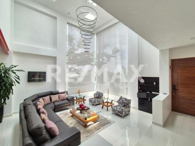 MHL Casa en venta, Condado de Sayavedra, Atizapán de Zaragoza