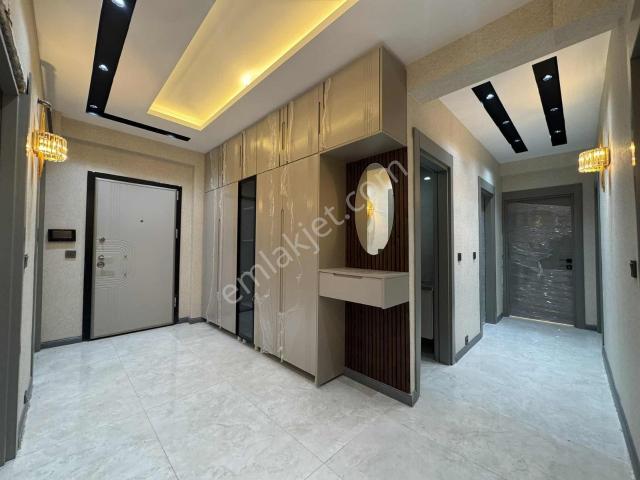 Mhr Grouptan Çardaklıkaya Bulvarında Satılık 4 Odalı Sıfır Daire