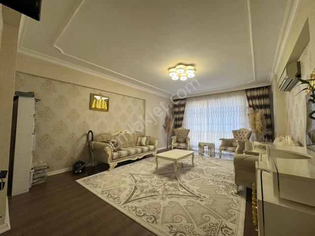 Mhr Grouptan Şenevlerde Sitede Satılık Arakat 5 Odalı Daire