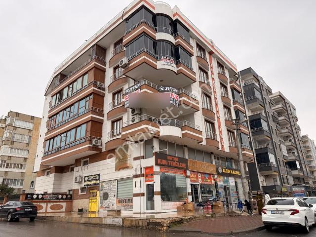 Mhr Grouptan Veysel Karanide Satılık 6 Odalı Daire