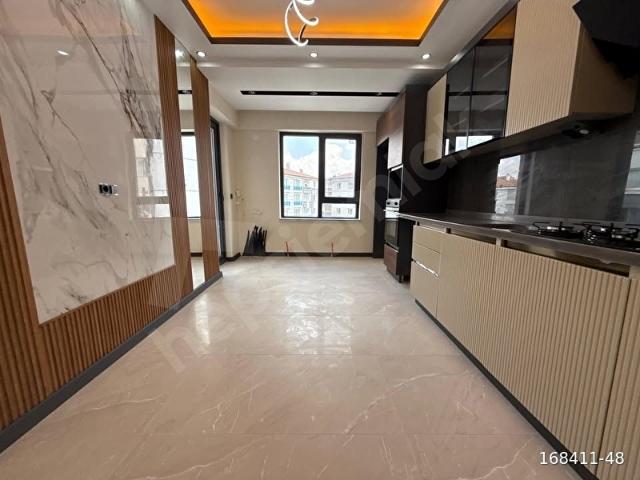 MİWA YAPI'DAN SİTE İÇİNDE ULAŞIMA ÇOK YAKIN 2+1 ARA KAT DAİRE !