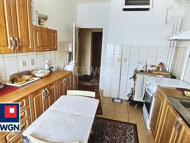 Do sprzedania przestronne 2 pokojowe mieszkanie z umeblowaniem i niskimi kosztami