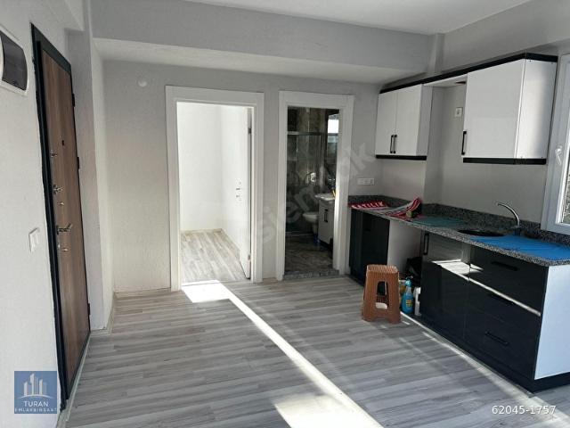 MİLAS EMEK HASTANE YOLUNDA BAHÇELİ ACİL SATILIK YENİ APART DAİRE