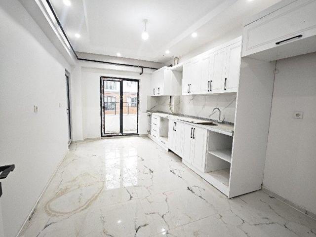 MİLLET BAHÇESİ YANINDA DEPREM YÖNETMENLİĞİNE UYGUN YERİNDE DÖNÜŞÜMDE SATILIK 3+1 DAİRE