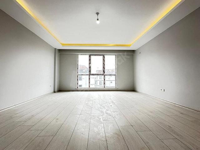 MİMAR SİNAN'DA SİTE İÇERİSİNDE GENİŞ LÜKS 6+1 ÜST DUBLEKS ZA402