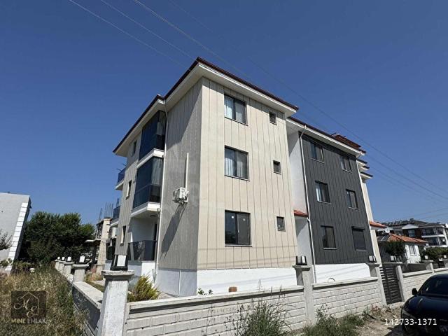 MİNE EMLAKTAN 2+1 GENİŞ AÇIK MUTFAK ÇİFT BALKONLU DAİRE