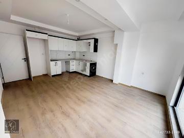 MİNE EMLAKTAN CUMHURİYET MAHALESİNDE BAHÇELİ NİZAM 2+1 DAİRE