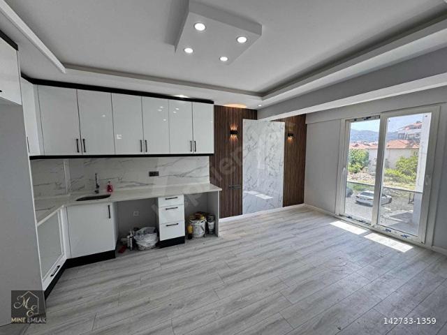 MİNE EMLAKTAN KARAÇALI MAHALLESİNDE HAVUZLU 1+1 DAİRE