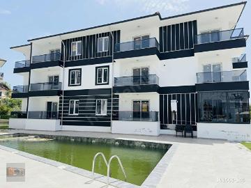 MİNEV Havuzlu Butik Sitede Ebeveyn Banyolu 2+1 Daire
