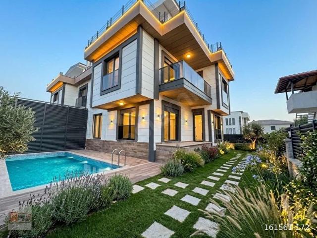 MİNEV Müstakil Havuzlu Dağ Orman Manzaralı 4+1 Villa