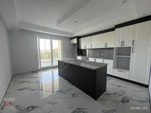 MİNEV Villa Konforunda Jakuzili Ada Mutfaklı 4+1 Daire